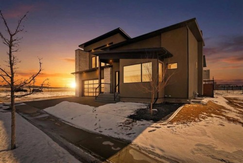 11 Tenhove Street  Red Deer, AB T4P 0L1