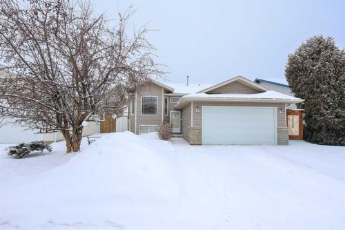 77 Duval Crescent, Red Deer, AB - Outdoor With Facade