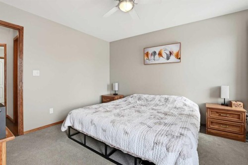 170 Kerr Close, Red Deer, AB - Indoor Photo Showing Bedroom