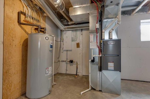 32 Inglis Crescent, Sylvan Lake, AB - Indoor Photo Showing Basement