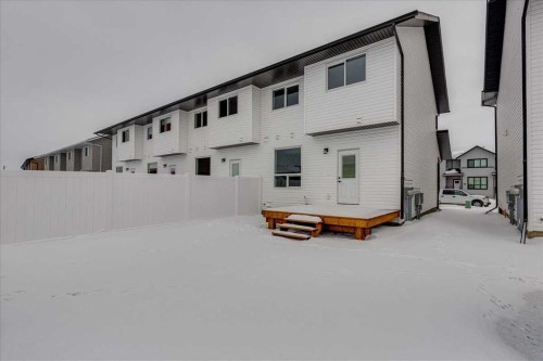 32 Inglis Crescent, Sylvan Lake, AB - Outdoor With Exterior