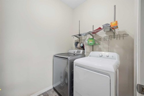 408-150 Vanier Drive, Red Deer, AB - Indoor Photo Showing Laundry Room
