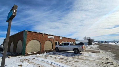 5301 50 Avenue, Castor, AB 