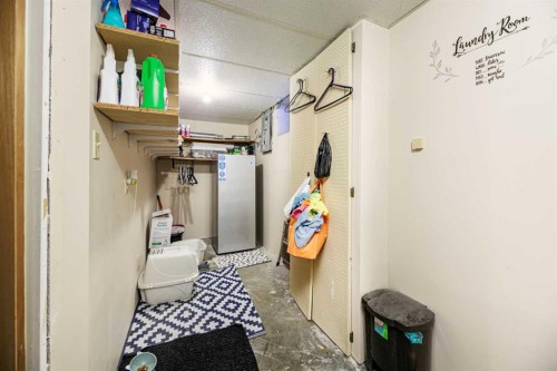 4216 37 Street, Red Deer, AB - Indoor Photo Showing Other Room