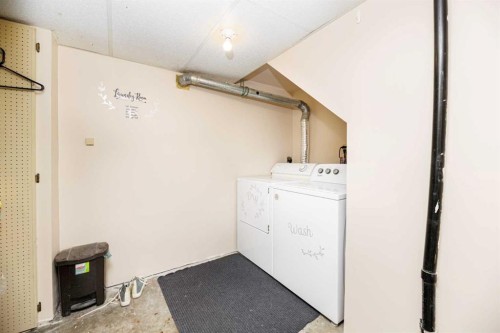 4216 37 Street, Red Deer, AB - Indoor Photo Showing Laundry Room