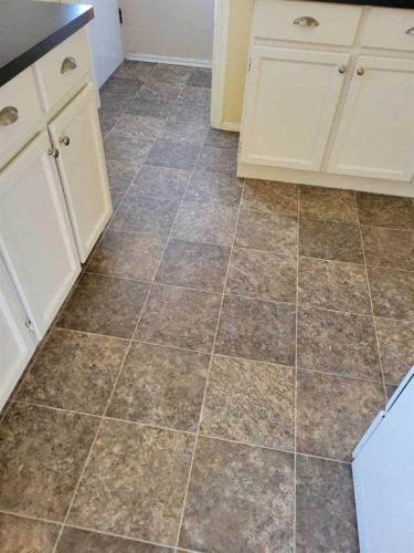4216 37 Street, Red Deer, AB - Indoor Photo Showing Other Room