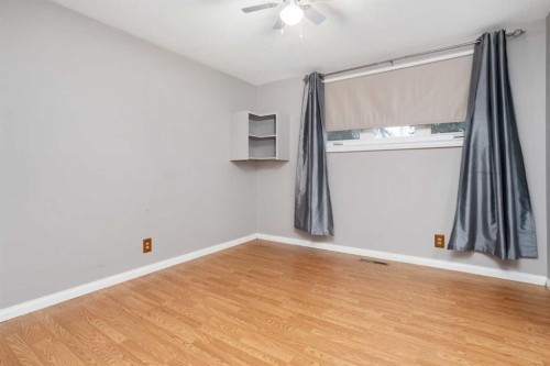 5218 53A Avenue, Camrose, AB - Indoor Photo Showing Other Room