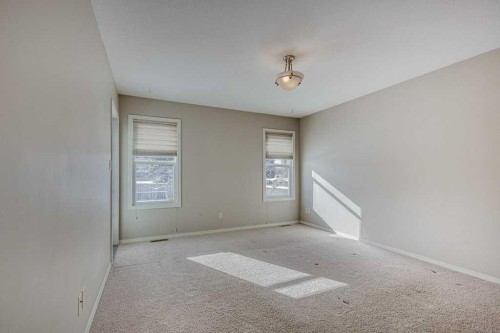 9 Assinger Avenue, Red Deer, AB - Indoor Photo Showing Other Room