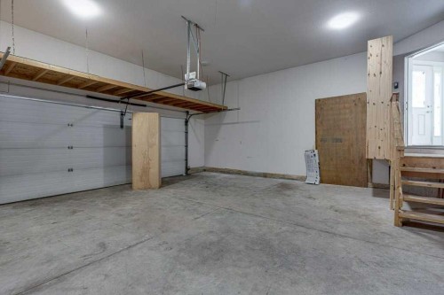 9 Assinger Avenue, Red Deer, AB - Indoor Photo Showing Garage