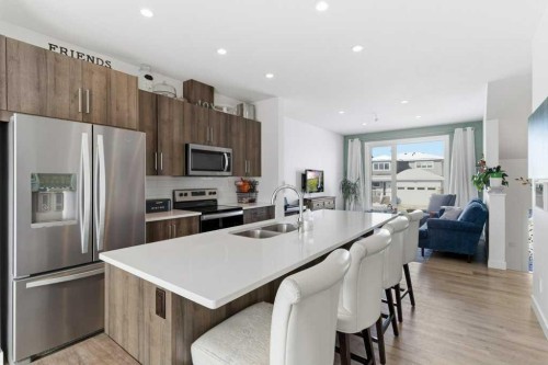 53 Ellington Crescent, Red Deer, AB - Indoor Photo Showing Kitchen With Double Sink With Upgraded Kitchen