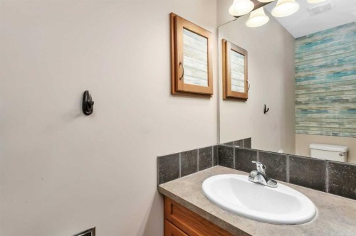 165 Kelloway Crescent, Red Deer, AB - Indoor Photo Showing Bathroom