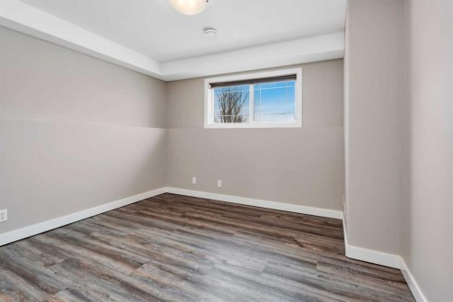 165 Kelloway Crescent, Red Deer, AB - Indoor Photo Showing Other Room
