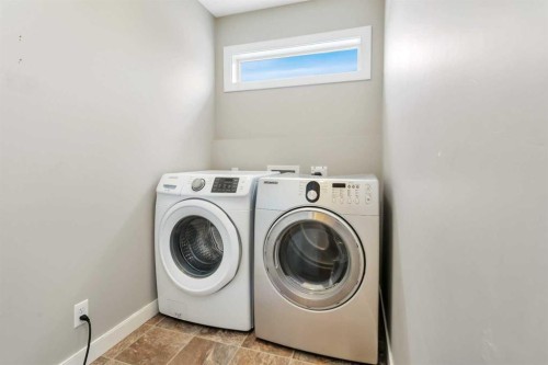 165 Kelloway Crescent, Red Deer, AB - Indoor Photo Showing Laundry Room