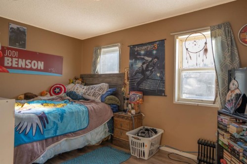 5027 54 Avenue, Bashaw, AB - Indoor Photo Showing Bedroom