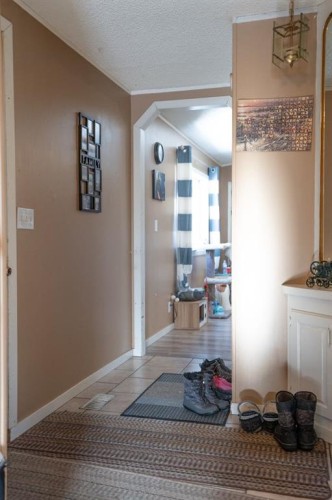 5027 54 Avenue, Bashaw, AB - Indoor Photo Showing Other Room