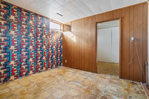 5316 55 Avenue, Viking, AB - Indoor