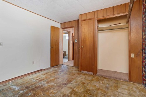 5316 55 Avenue, Viking, AB - Indoor Photo Showing Other Room