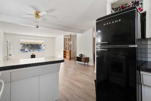 5316 55 Avenue, Viking, AB - Indoor