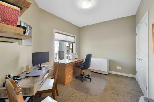 12 Rosse Place, Sylvan Lake, AB - Indoor Photo Showing Office
