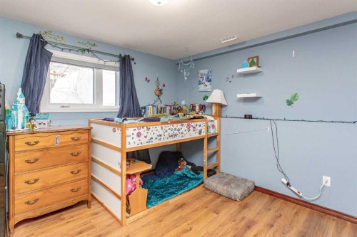 34 Iron Wolf Ridge, Lacombe, AB - Indoor