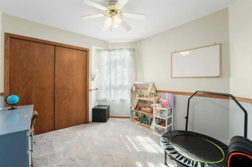 6418 55 Avenue, Ponoka, AB - Indoor Photo Showing Other Room