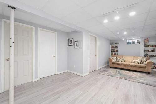 6418 55 Avenue, Ponoka, AB - Indoor