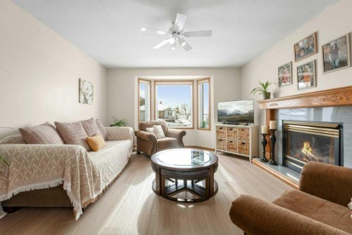 6418 55 Avenue, Ponoka, AB - Indoor Photo Showing Living Room With Fireplace