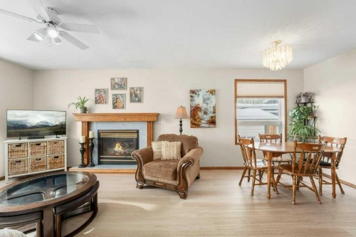 6418 55 Avenue, Ponoka, AB - Indoor With Fireplace