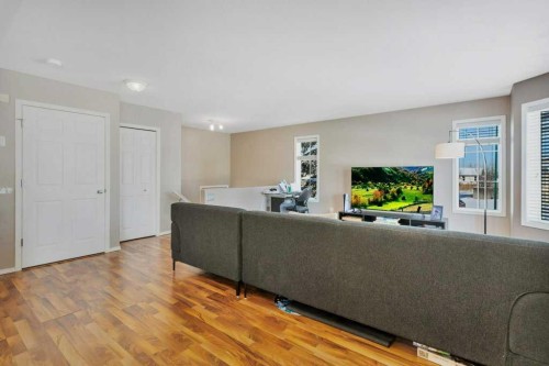 49-103 Addington Drive, Red Deer, AB - Indoor Photo Showing Living Room