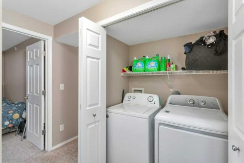 49-103 Addington Drive, Red Deer, AB - Indoor Photo Showing Laundry Room