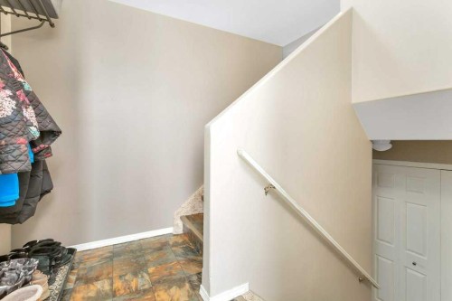 49-103 Addington Drive, Red Deer, AB - Indoor Photo Showing Other Room