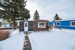 112 Lucina Street  Penhold, AB T0M 1R0