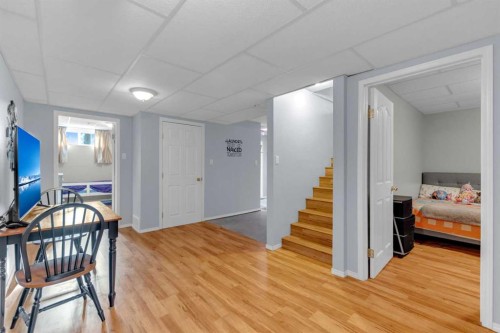 602 Partridge Drive, Pelican Point, AB - Indoor Photo Showing Other Room