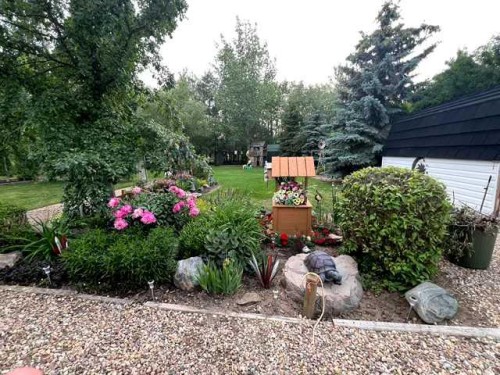 602 Partridge Drive, Pelican Point, AB - Outdoor