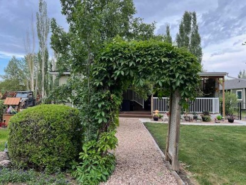 602 Partridge Drive, Pelican Point, AB - Outdoor