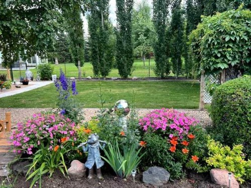 602 Partridge Drive, Pelican Point, AB - Outdoor