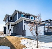 19 Vanveller Way  Sylvan Lake, AB T4S 0M4