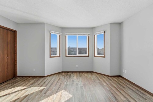 25 Winston Place, Blackfalds, AB - Indoor Photo Showing Other Room