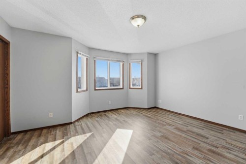 25 Winston Place, Blackfalds, AB - Indoor Photo Showing Other Room