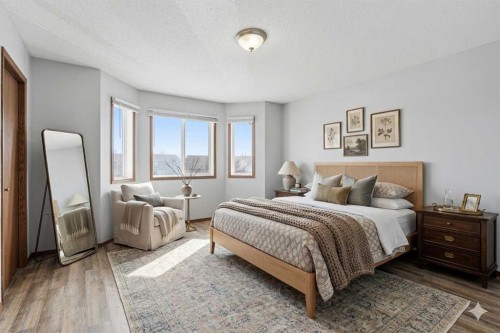 25 Winston Place, Blackfalds, AB - Indoor Photo Showing Bedroom