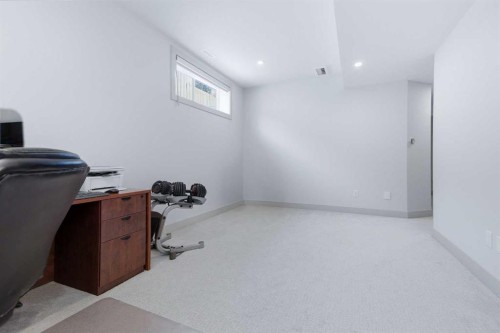 3-5324 49 Avenue, Lacombe, AB - Indoor Photo Showing Office