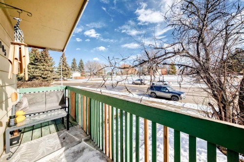 4105 53 Avenue, Innisfail, AB - Outdoor