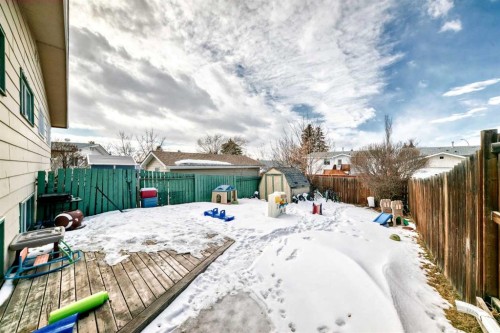 4105 53 Avenue, Innisfail, AB - Outdoor