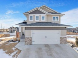 6 Craig Road  Sylvan Lake, AB T4S 0N7