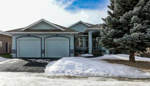 147 Alexander Crescent, Red Deer, AB - Outdoor With Facade