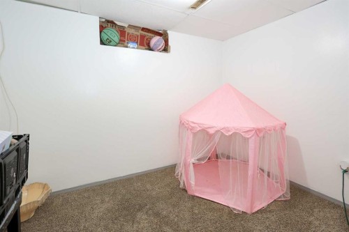 49 Overdown Drive, Red Deer, AB - Indoor