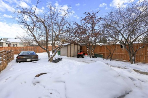 49 Overdown Drive, Red Deer, AB - Outdoor