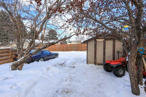 49 Overdown Drive, Red Deer, AB - Outdoor