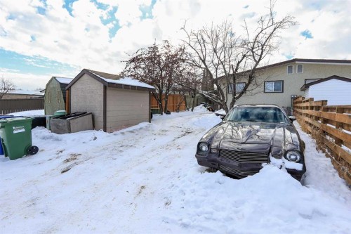 49 Overdown Drive, Red Deer, AB - Outdoor