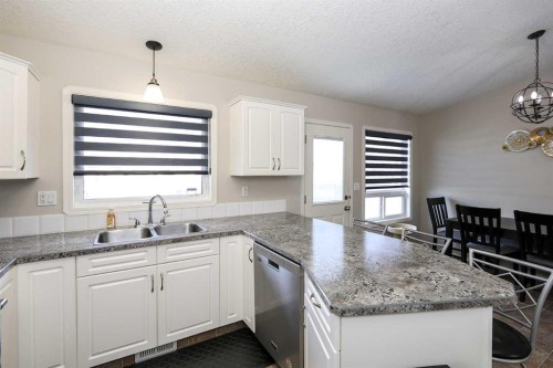 16 Durand Crescent, Red Deer, AB - Indoor Photo Showing Kitchen With Double Sink
